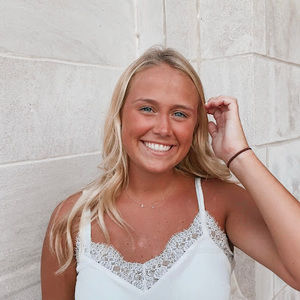 Meet your Posher, Lucy